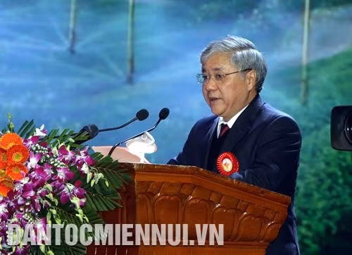 Bộ trưởng, Chủ nhiệm Ủy ban Dân tộc Đỗ Văn Chiến phát biểu tại buổi lễ