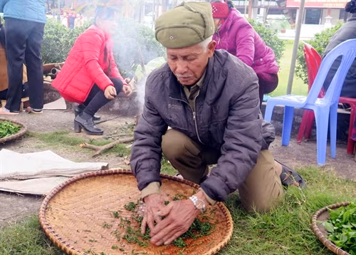 Phần thi sao chè của đội Hồng Thái 2.