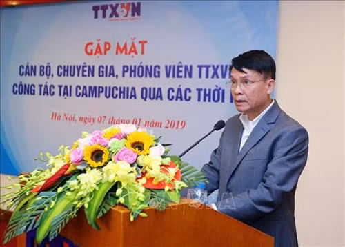 Tổng Giám đốc Thông tấn xã Việt Nam Nguyễn Đức Lợi phát biểu tại buổi gặp mặt. Ảnh: Danh Lam - TTXVN