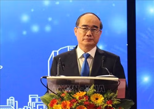 Ông Nguyễn Thiện Nhân, Ủy viên Bộ Chính trị, Bí thư Thành ủy Thành phố Hồ Chí Minh phát biểu tại buổi lễ. Ảnh: Xuân Anh – TTXVN