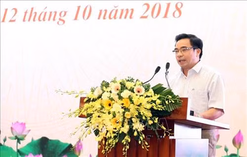 Ông Quách Thành Trung, Phó Chủ tịch xã Cán Khê, huyện Như Thanh, tỉnh Thanh hóa đại diện các xã 135 vươn lên thoát nghèo phát biểu tại Hội nghị. Ảnh: Anh Tuấn – TTXVN