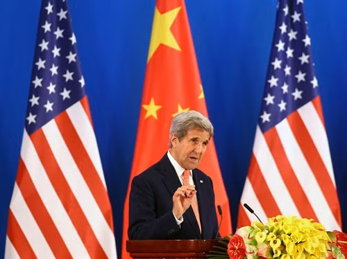 Ngoại trưởng Mỹ John Kerry kêu gọi nỗ lực chung nhằm tìm một giải pháp ngoại giao cho tình hình căng thẳng leo thang tại Biển Đông. EPA/TTXVN