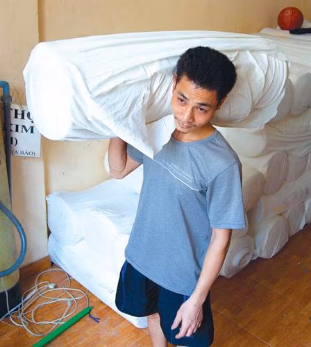 Làng dệt “giữa phố“ ảnh 7