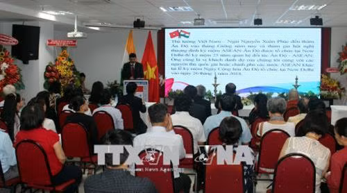 Quang cảnh buổi họp mặt. Ảnh: Xuân Khu-TTXVN