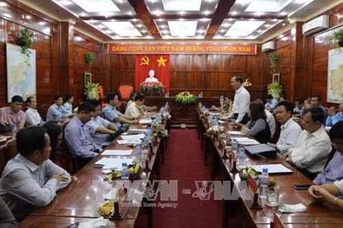 Phó chủ tịch UBND tỉnh Nguyễn Tiến Dũng phát biểu tại buổi làm việc. Ảnh: K GỬIH -TTXVN