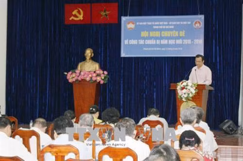 Lãnh đạo Sở Giáo dục và Đào tạo Thành phố Hồ Chí Minh báo cáo công tác chuẩn bị năm học mới. Ảnh: Tiến Lực - TTXVN