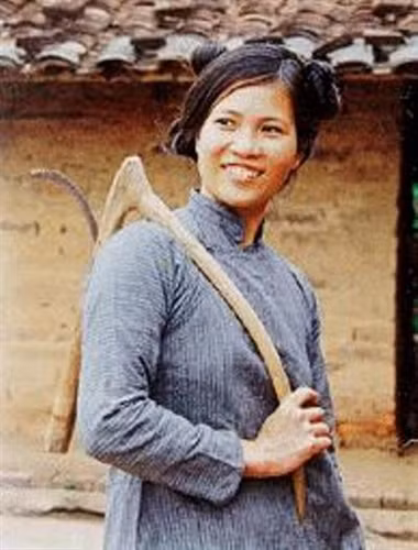 Thiếu nữ Ngái