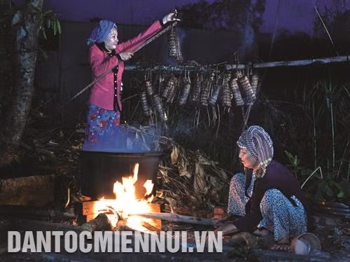Bánh tét - Nét văn hóa độc đáo của các dân tộc ở Nam Bộ