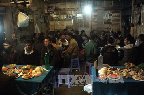 Đám cưới người Mông ở Tây Bắc. Ảnh:TTXVN