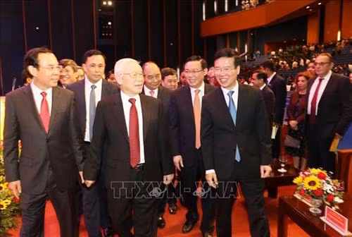 Tổng Bí thư, Chủ tịch nước Nguyễn Phú Trọng và các đồng chí lãnh đạo Đảng, Nhà nước dự buổi lễ. Ảnh: Trí Dũng – TTXVN