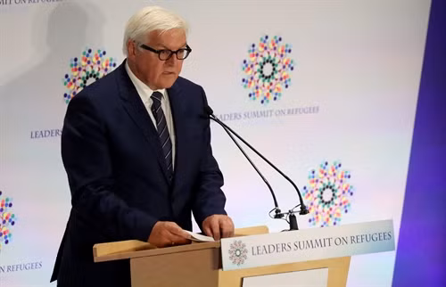 Ngoại trưởng Đức Frank-Walter Steinmeier phát biểu tại Hội nghị cấp cao về người di cư và tị nạn tại phiên thảo luận Khóa họp 71 Đại hội đồng LHQ ở New York (Mỹ) ngày 20/9. EPA/ TTXVN