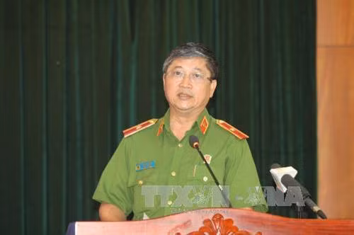 Phó GS - TS Vũ Đức Khiển, Hiệu trưởng trường Cao đẳng Cảnh sát Nhân dân II, tham gia thảo luận tại Hội thảo. Ảnh: Thanh Vũ - TTXVN