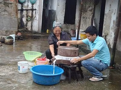 Nghề làm bánh cuốn làng Kênh ảnh 2