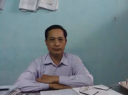 Ông Phạm Văn Hoạt- Chủ tịch UBND xã Nghĩa An thừa nhận việc không xin ý kiến người dân khi có chủ trương xây trường THCS Nghĩa An ở nơi khác là thiếu sót, không đúng với quy định. Ảnh: Mai Hưng- TTXVN