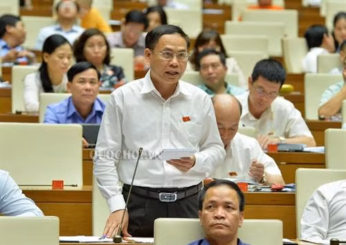 Đại biểu Hoàng Văn Liên. Ảnh: quochoi.vn