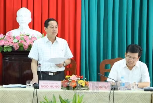 Ông Ngô Hùng, Phó Chủ tịch UBND tỉnh Sóc Trăng phát biểu tại buổi làm việc. Ảnh: Hoài Thu – TTXVN