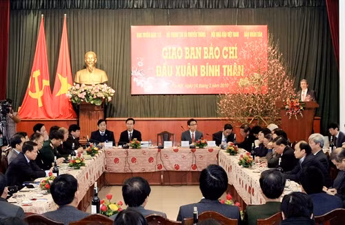 Quang cảnh buổi giao ban báo chí Xuân Bính Thân 2016 . Ảnh: Phạm Kiên – TTXVN