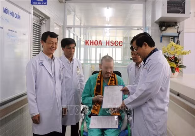 ICA cung cấp thiết bị hỗ trợ điều trị COVID-19 cho Bệnh viện Chợ Rẫy ảnh 1
