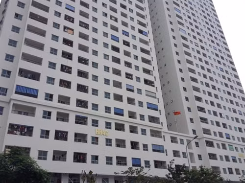 Chung cư giá rẻ nhếch nhác vì chợ cóc, hàng quán, ách tắc giao thông ảnh 6