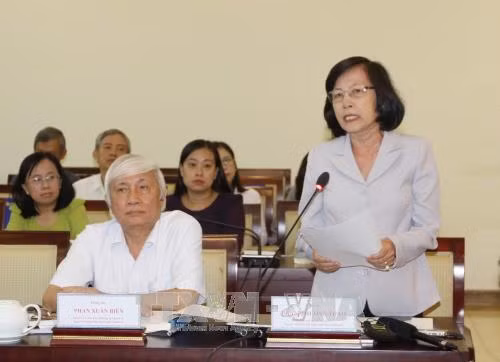 Các đại biểu tham gia thảo luận tại buổi tọa đàm. Ảnh: Thanh Vũ-TTXVN