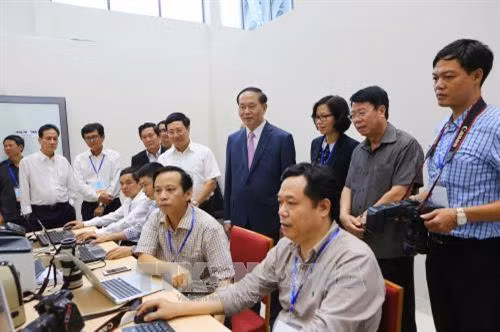 Chiều 29/10/2017, tại thành phố Đà Nẵng, Chủ tịch nước Trần Đại Quang dự Chương trình Tổng duyệt các hoạt động của Tuần lễ Cấp cao APEC 2017. Trong ảnh: Chủ tịch nước Trần Đại Quang với cán bộ, phóng viên, biên tập viên TTXVN. Ảnh: TTXVN