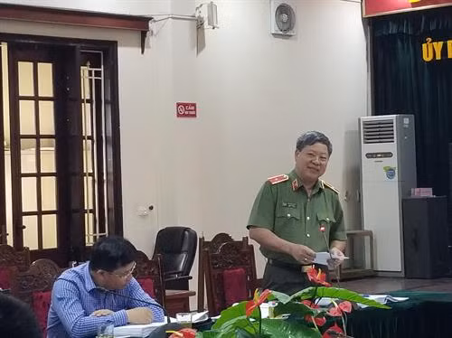 Thiếu tướng,TS Nguyễn Văn Ly - Cục trưởng Cục Đào tạo, Bộ Công an đóng góp ý kiến xây dựng Đề án tại Hội thảo. Ảnh: Hoàng Tâm