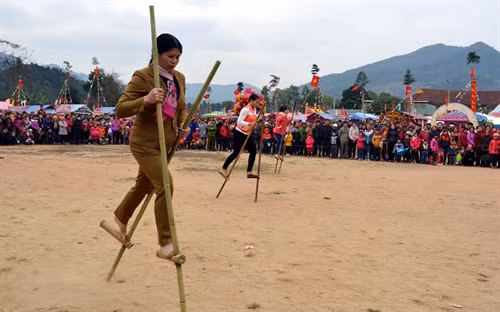 Đi cà kheo