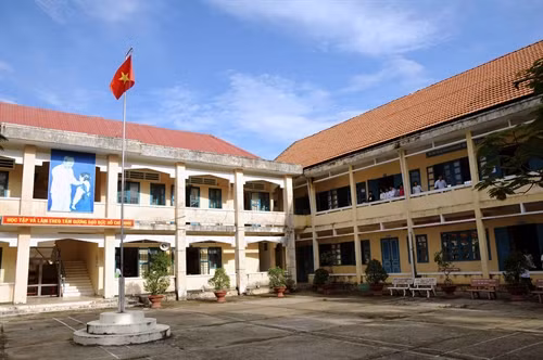 Trường DTNT Vĩnh Châu, Thị xã Vĩnh Châu