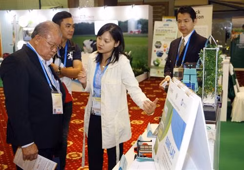 APEC 2017: Triển lãm về sản phẩm lương thực, công nghệ mới trong nông nghiệp ảnh 4