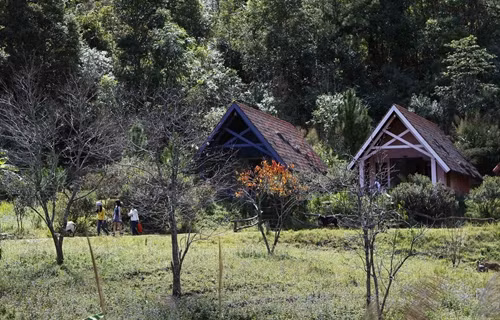 Một góc làng Cù Lần.