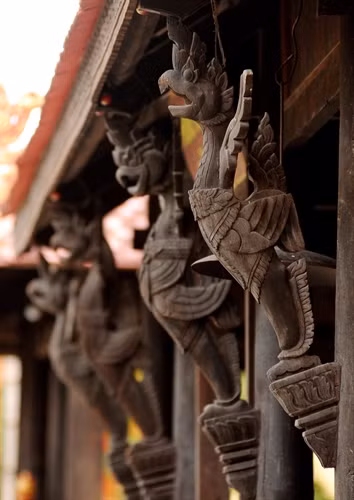 Một góc không gian kiến trúc đặc trưng của chùa Khmer Nam Bộ.