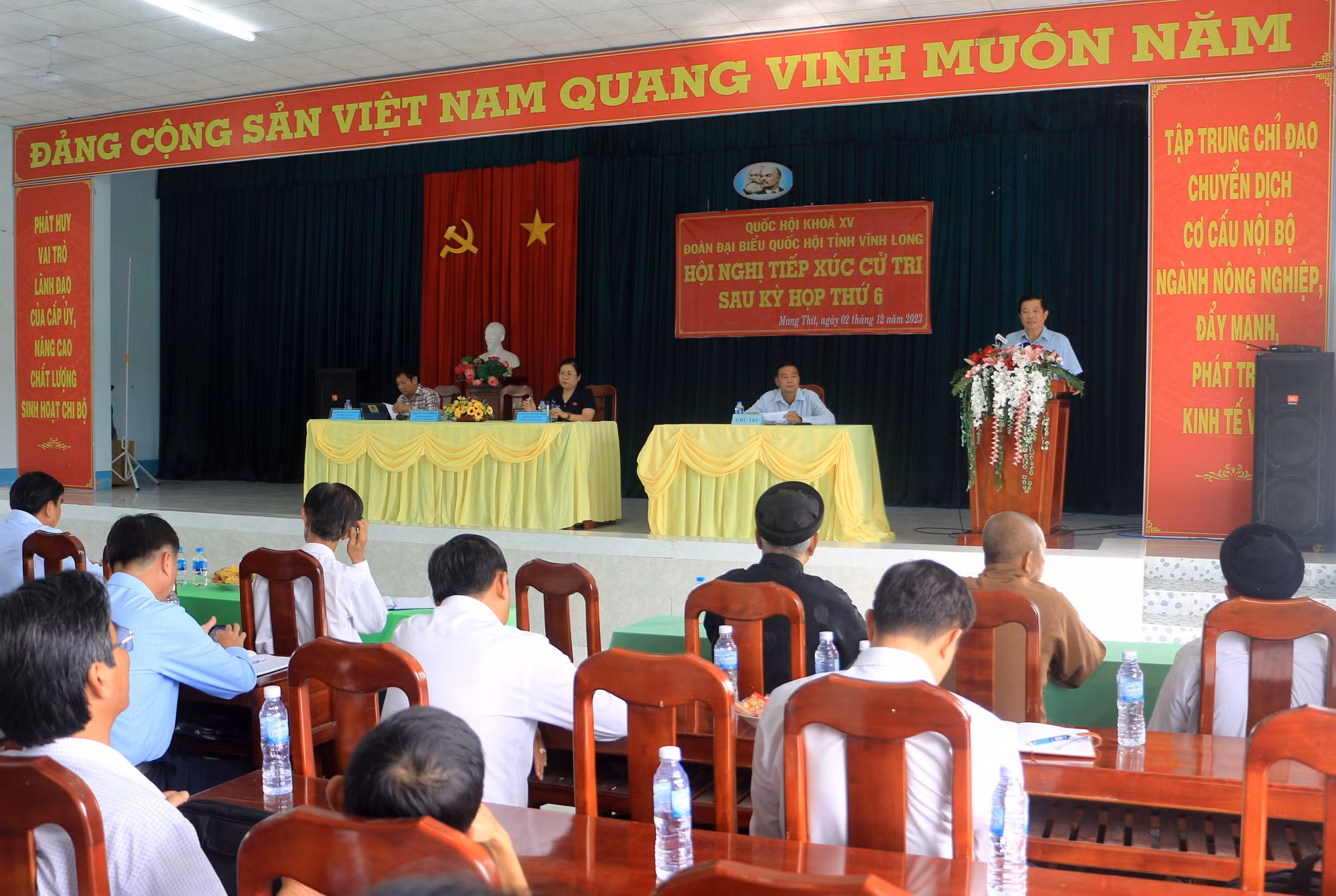Cử tri Vĩnh Long kiến nghị nhiều vấn đề về sản xuất, tiêu thụ nông sản ảnh 1