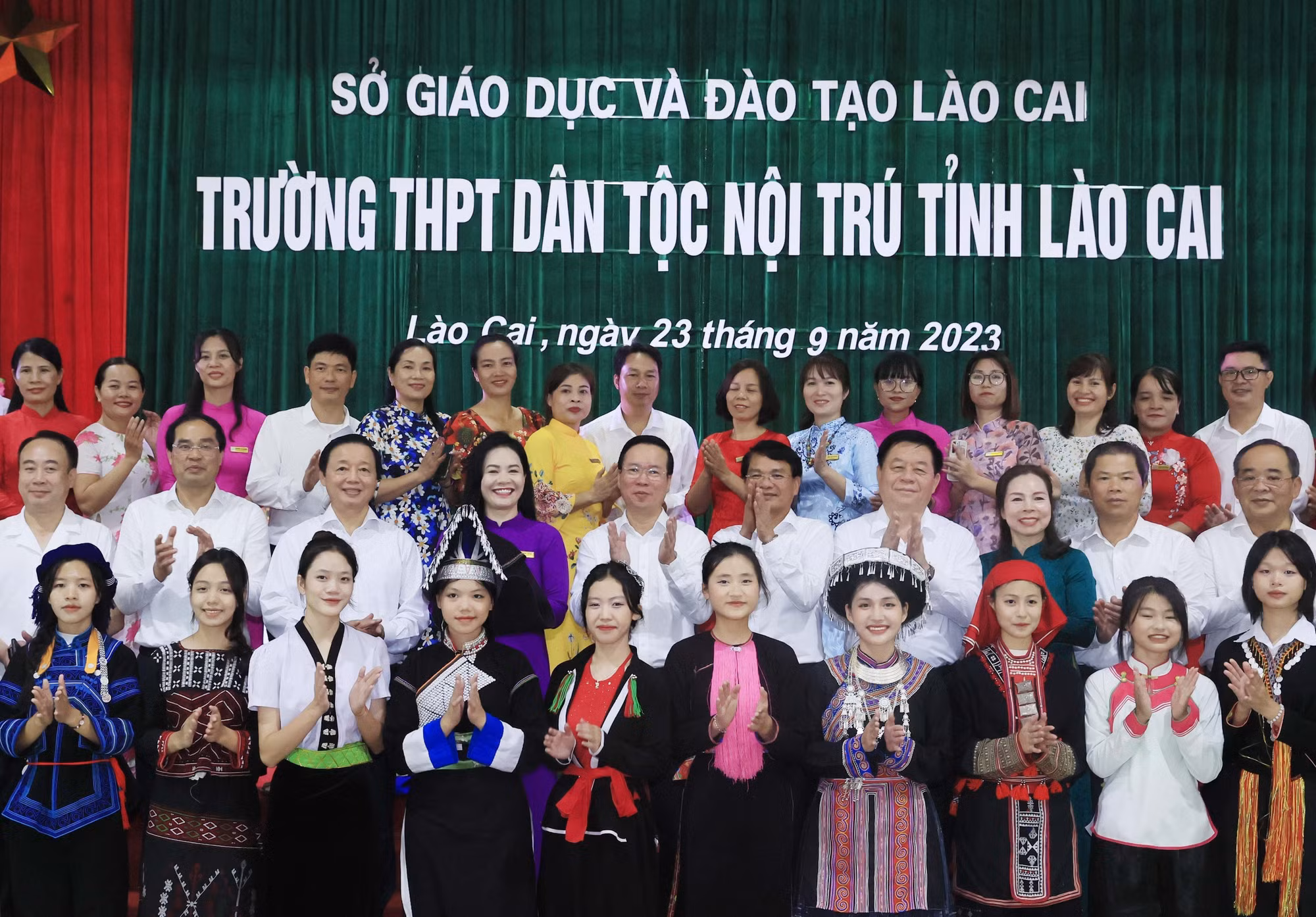 Chủ tịch nước Võ Văn Thưởng dự Lễ kỷ niệm 65 năm Bác Hồ thăm Lào Cai ảnh 4