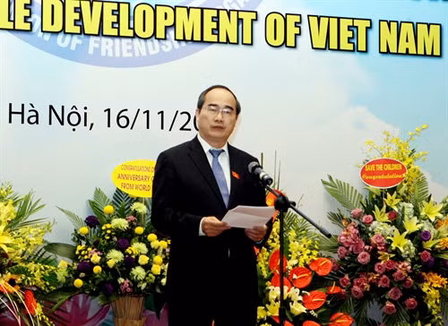 Chủ tịch Uỷ ban Trung ương MTTQ Việt Nam Nguyễn Thiện Nhân phát biểu tại buổi lễ. Ảnh: Nguyễn Dân – TTXVN