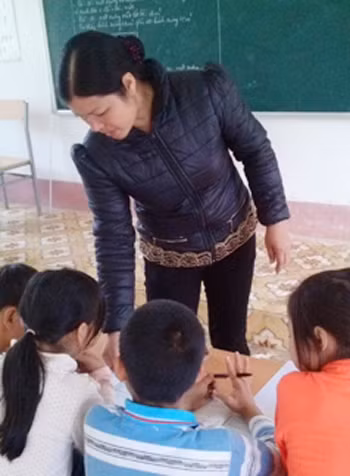20 năm “cõng chữ” ở vùng biên ảnh 1