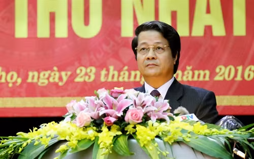 Ông Hoàng Dân Mạc, Bí thư Tỉnh ủy, Chủ tịch HĐND tỉnh Phú Thọ khóa XVII tái đắc cử chức vụ Chủ tịch HĐND tỉnh khóa XVIII, nhiệm kỳ 2016-2021. Ảnh: Trung Kiên – TTXVN.