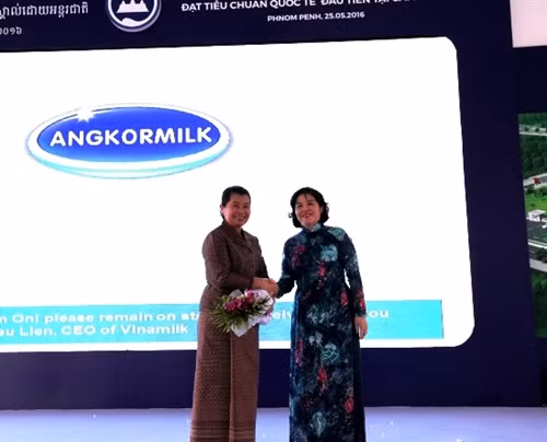 Vinamilk khánh thành nhà máy sữa đầu tiên tại Campuchia ảnh 4
