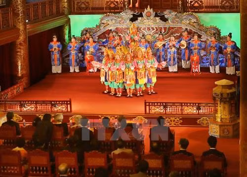 Nhã nhạc Cung đình Huế sẽ được trình diễn tại phố cổ Hà Nội. Ảnh: Hồ Cầu - TTXVN
