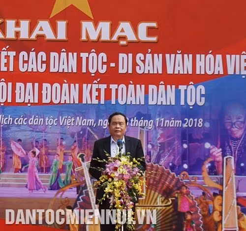 Bí thư Trung ương Đảng, Chủ tịch Ủy ban Trung ương MTTQ Việt Nam Trần Thanh Mẫn phát biểu tại buổi lễ. Ảnh: Nam Sương