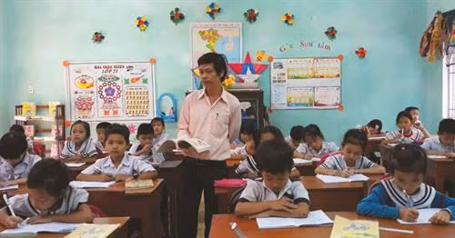 Có bán trú, học sinh đến trường đầy đủ hơn. Ảnh: baothuathienhue.vn