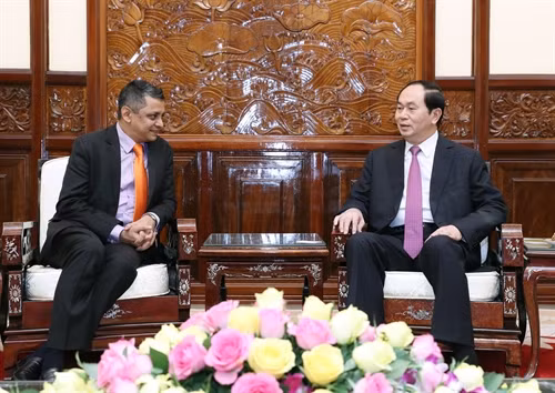 Chủ tịch nước Trần Đại Quang tiếp ông Indronil Sengupta, Tổng Giám đốc Tập đoàn TATA (ẤN Độ) tại Việt Nam. Ảnh: Nhan Sáng-TTXVN