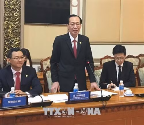 Ông Lê Thanh Liêm, Phó Chủ tịch Thường trực UBND Thành phố Hồ Chí Minh phát biểu tại buổi tiếp. Ảnh: Thu Hoài – TTXVN