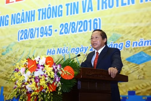 Bộ trưởng Bộ Thông tin và Truyền thông Trương Minh Tuấn phát biểu. Ảnh: Minh Quyết – TTXVN