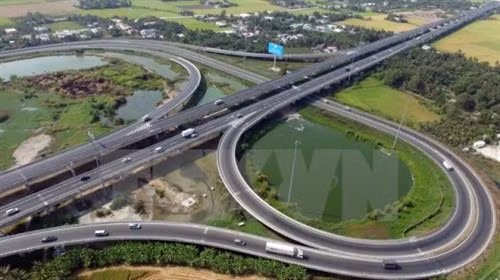 Tuyến cao tốc Bắc - Nam sẽ được quy hoạch thành 6-10 làn xe. Ảnh minh họa: TTXVN