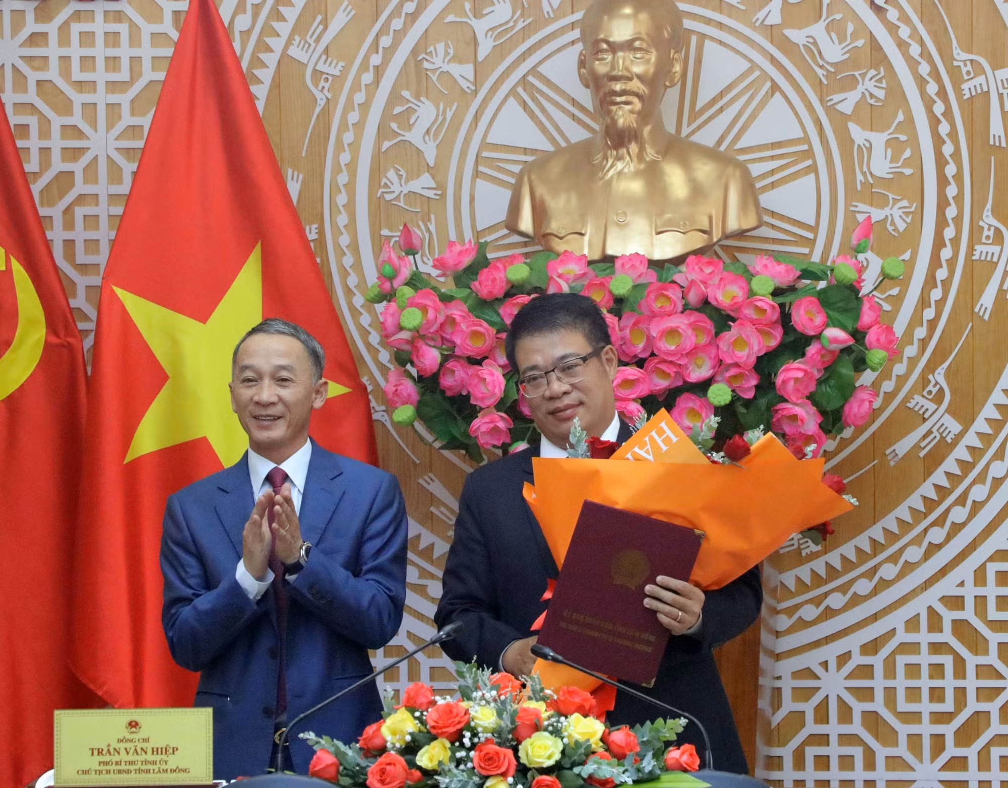 Công bố Quyết định phê chuẩn chức danh Phó Chủ tịch UBND tỉnh Lâm Đồng ảnh 2