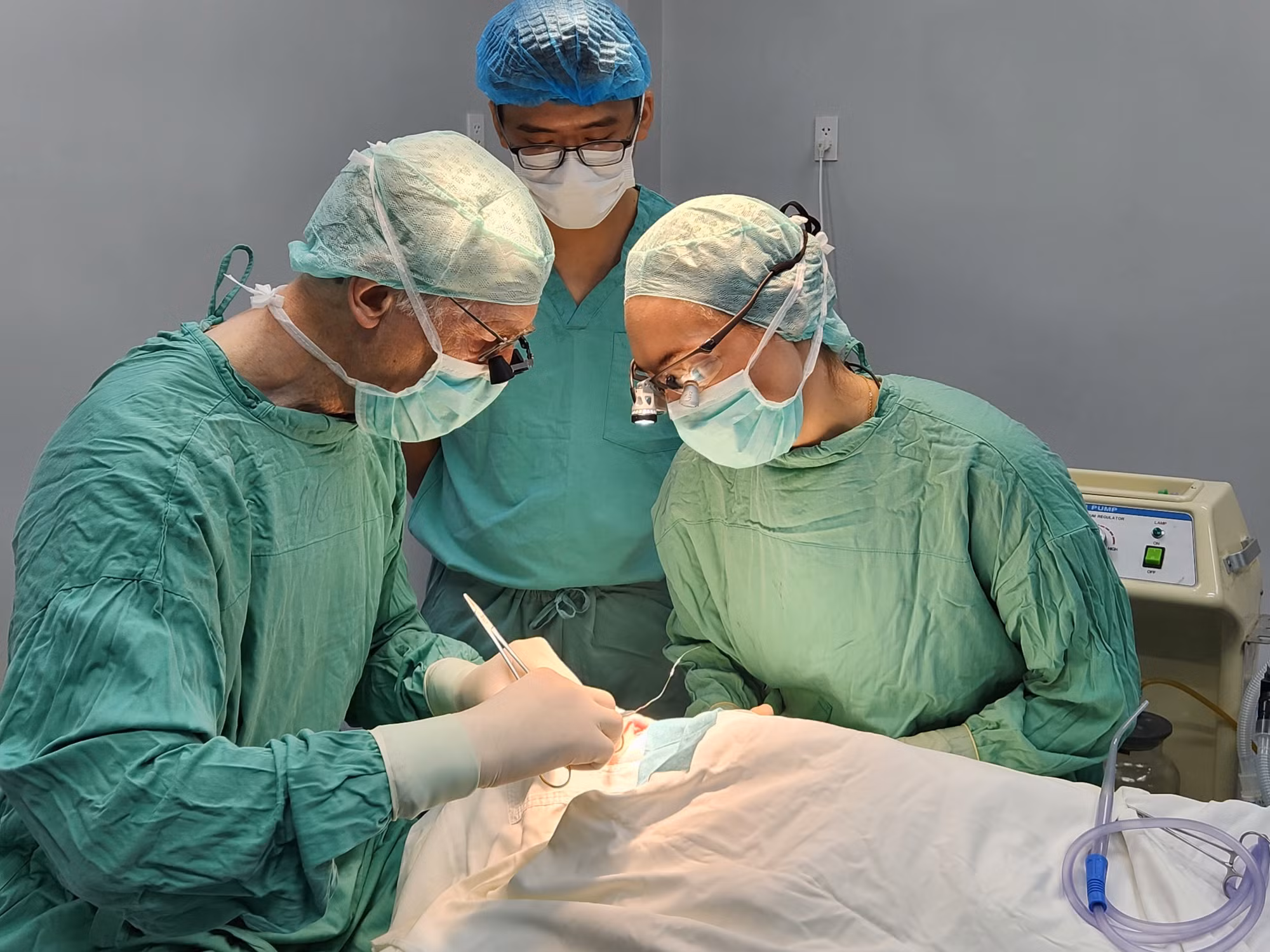 Mang nụ cười đến với các em nhỏ dị tật ảnh 4