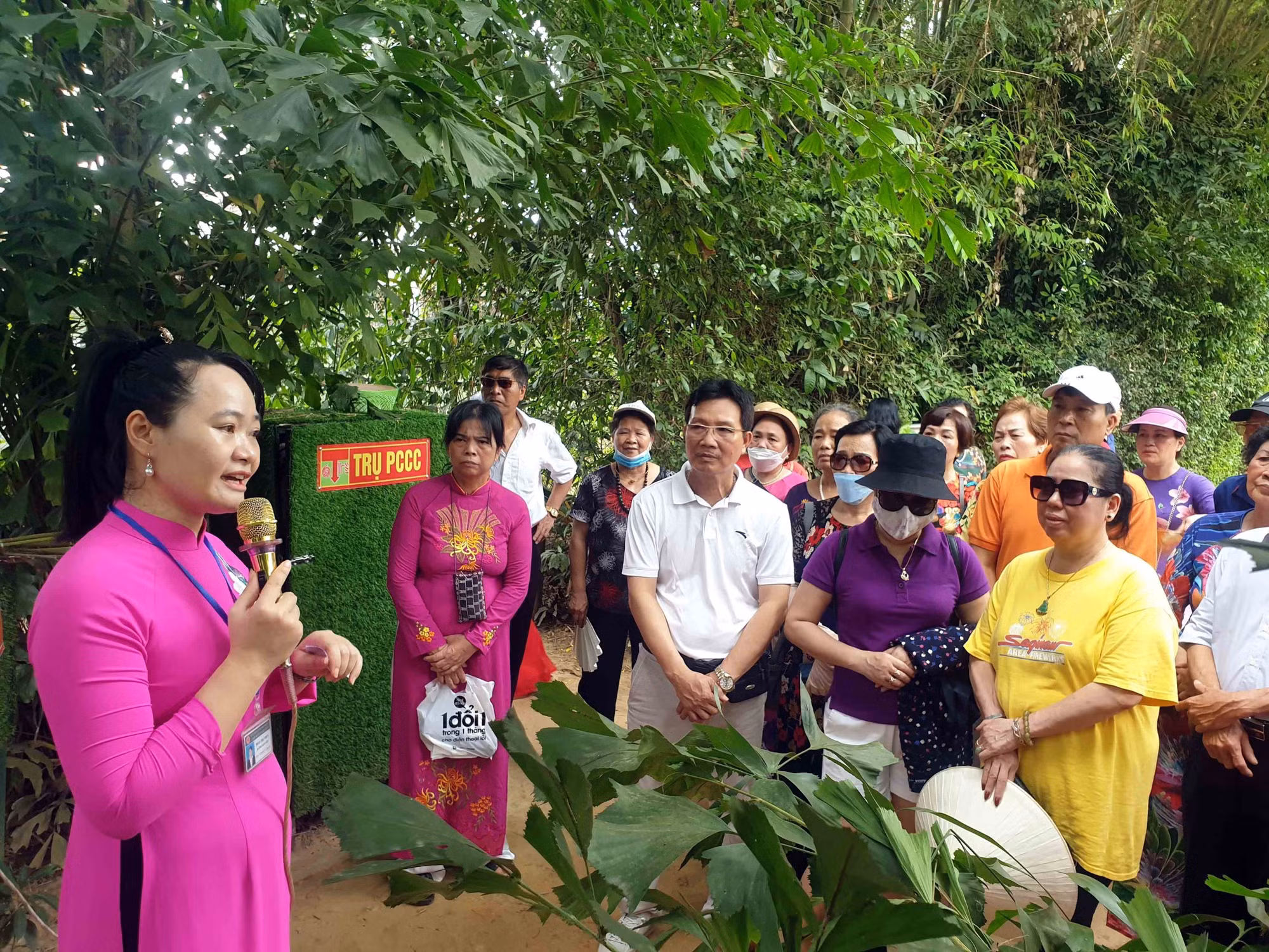 Lễ hội Làng Sen nhân kỷ niệm Ngày sinh Chủ tịch Hồ Chí Minh với nhiều hoạt động ý nghĩa ảnh 2