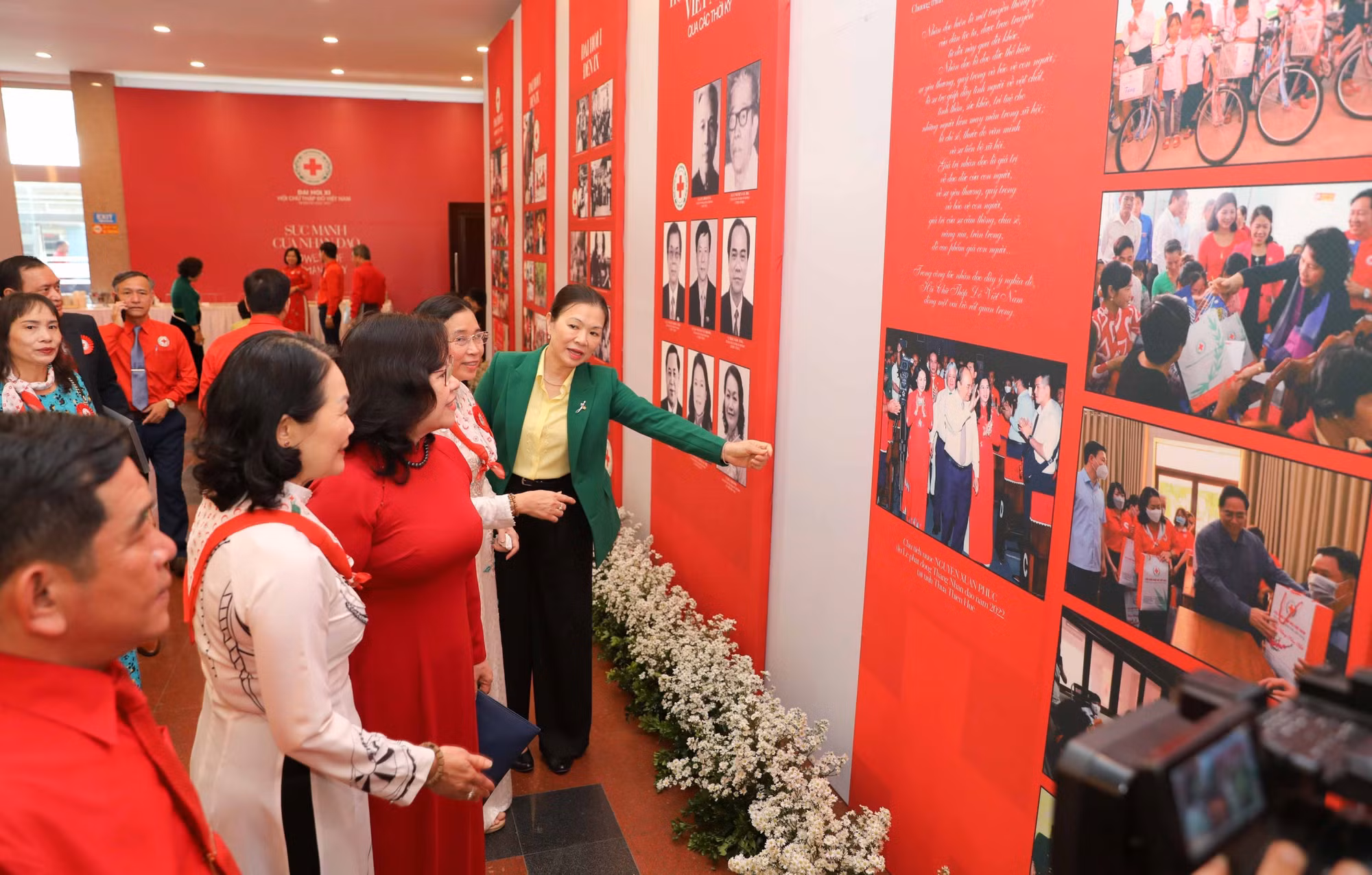 Đại hội đại biểu toàn quốc Hội Chữ thập đỏ Việt Nam lần thứ XI: Khai mạc triển lãm "Hệ sinh thái nhân đạo" ảnh 5 Đại hội đại biểu toàn quốc Hội Chữ thập đỏ Việt Nam lần thứ XI: Khai mạc triển lãm "Hệ sinh thái nhân đạo" ảnh 5