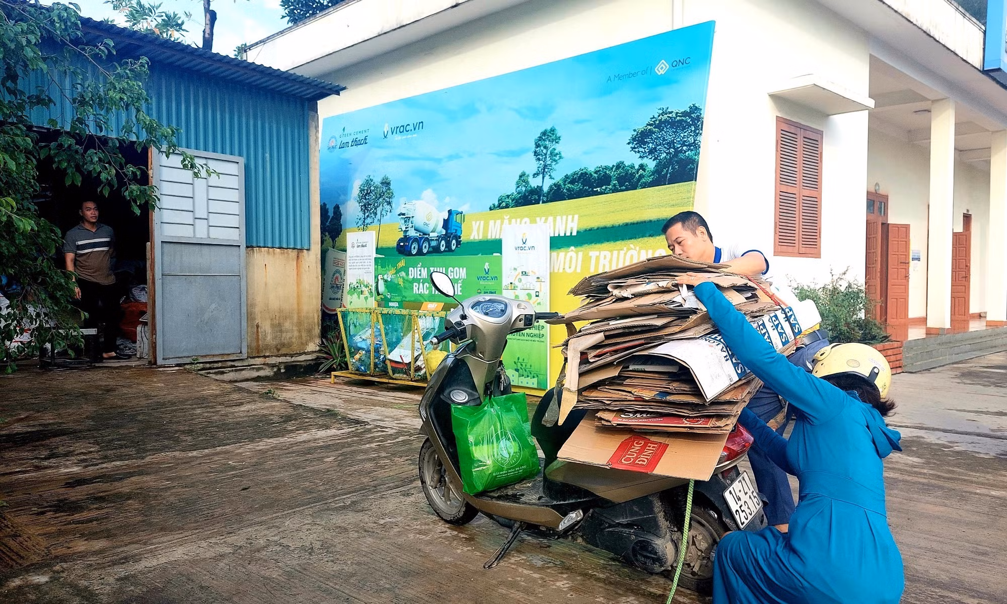 Lợi ích kép của Ngân hàng “Gửi rác - rút tiền” ảnh 4