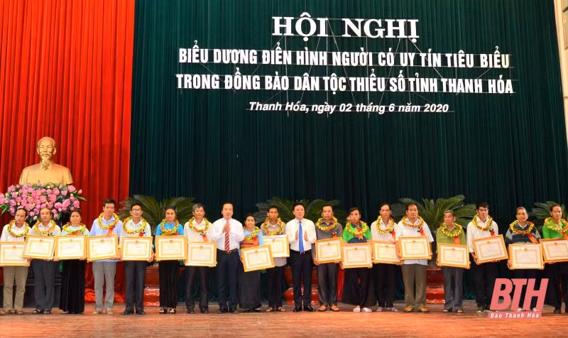 Người có uy tín góp phần phát triển kinh tế - xã hội ở vùng cao Thanh Hóa ảnh 1